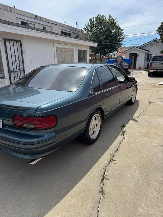 1996 Chevrolet Impala 7th Gen - Image 9 of 10