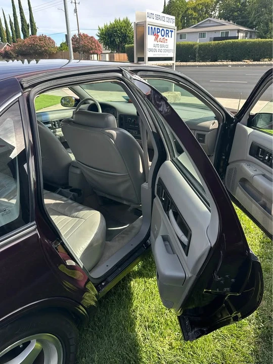 1996 Chevrolet Impala 7th Gen - Image 4 of 11