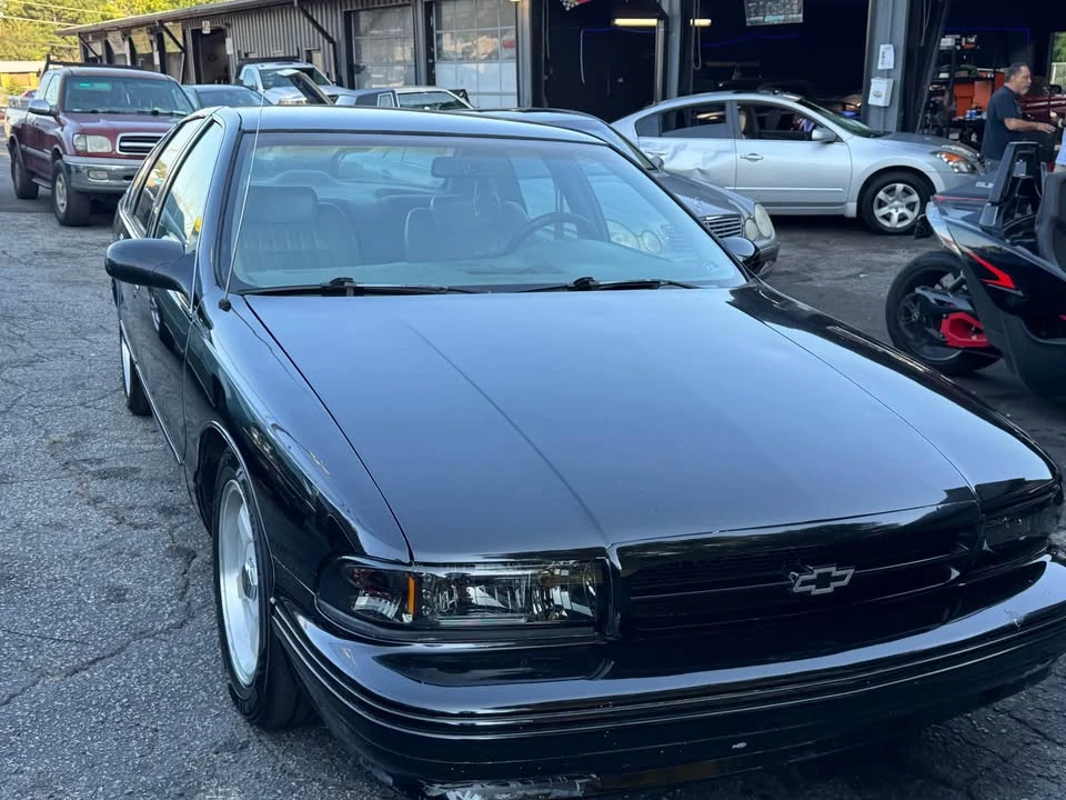 1996 Chevrolet Impala 7th Gen - Image 2 of 9