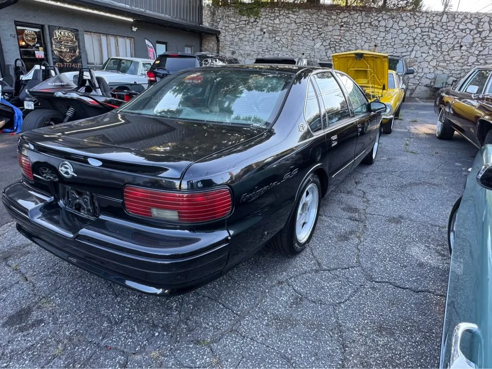 1996 Chevrolet Impala 7th Gen - Image 5 of 9