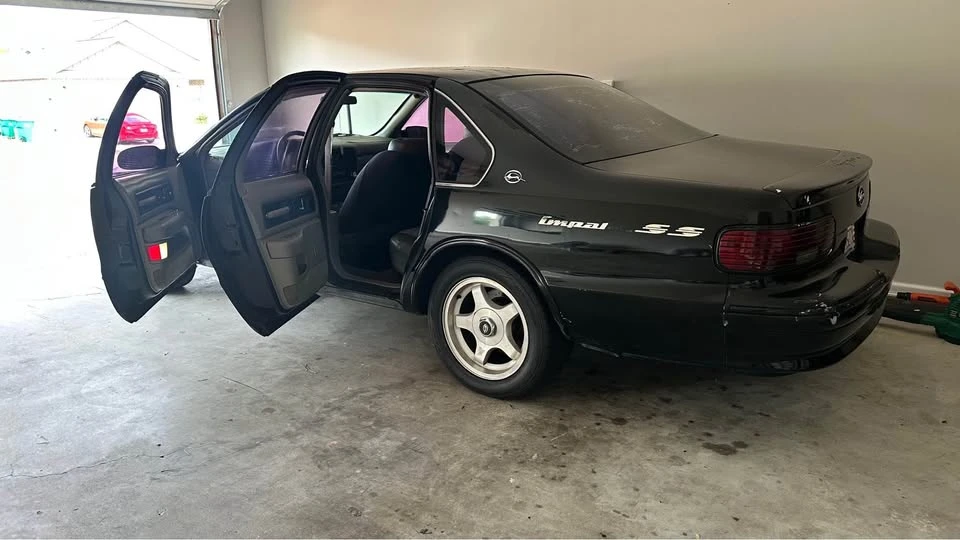 1996 Chevrolet Impala 7th Gen - Image 9 of 12