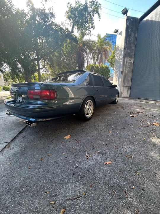 1996 Chevrolet Impala 7th Gen - Image 4 of 13