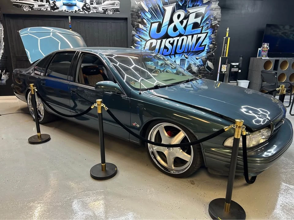1996 Chevrolet Impala 7th Gen - Image 2 of 20