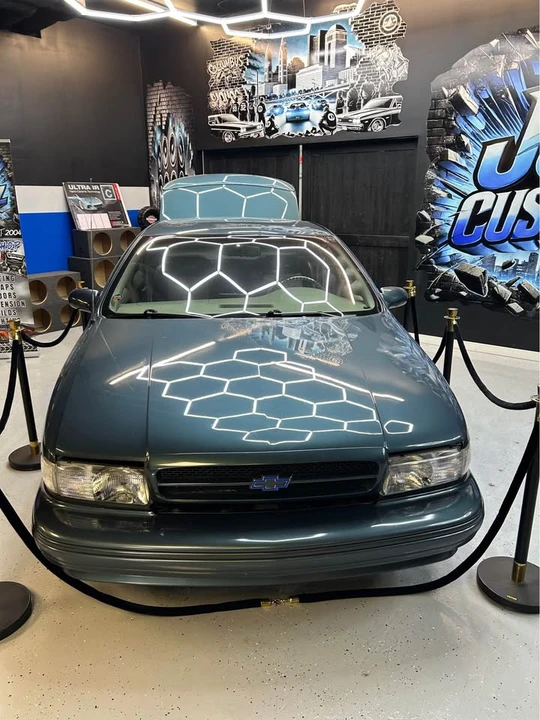 1996 Chevrolet Impala 7th Gen - Image 3 of 20