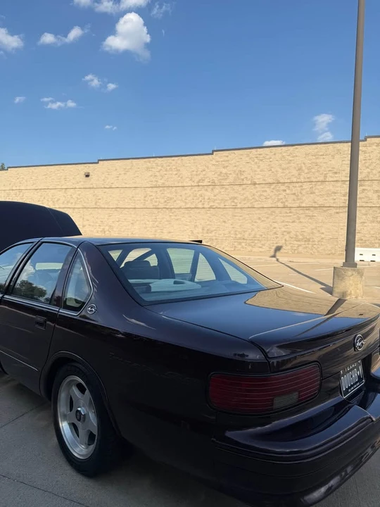 1996 Chevrolet Impala 7th Gen - Image 8 of 16