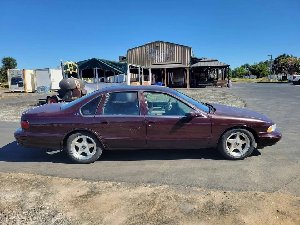1996 Chevrolet Impala 7th Gen - Image 4 of 8