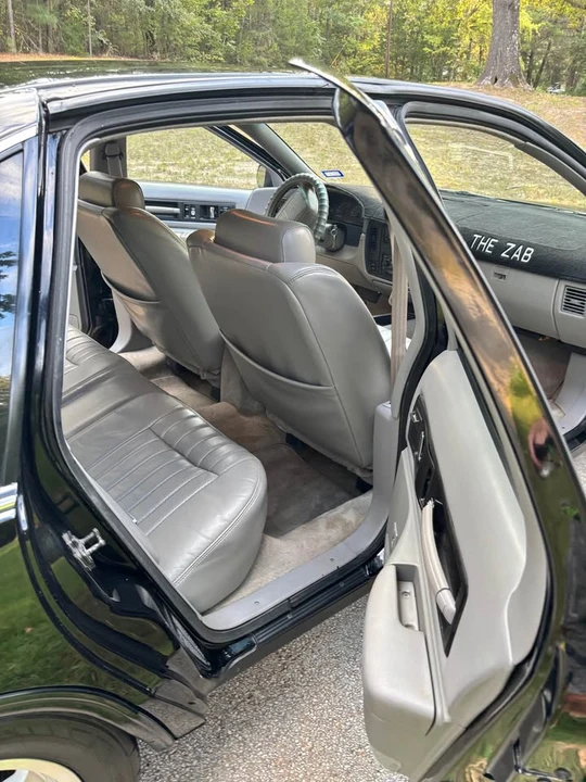 1996 Chevrolet Impala 7th Gen - Image 16 of 19