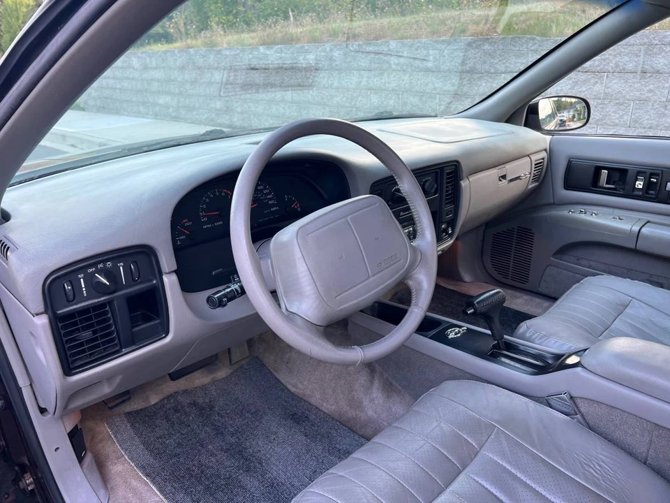 1996 Chevrolet Impala 7th Gen - Image 11 of 14