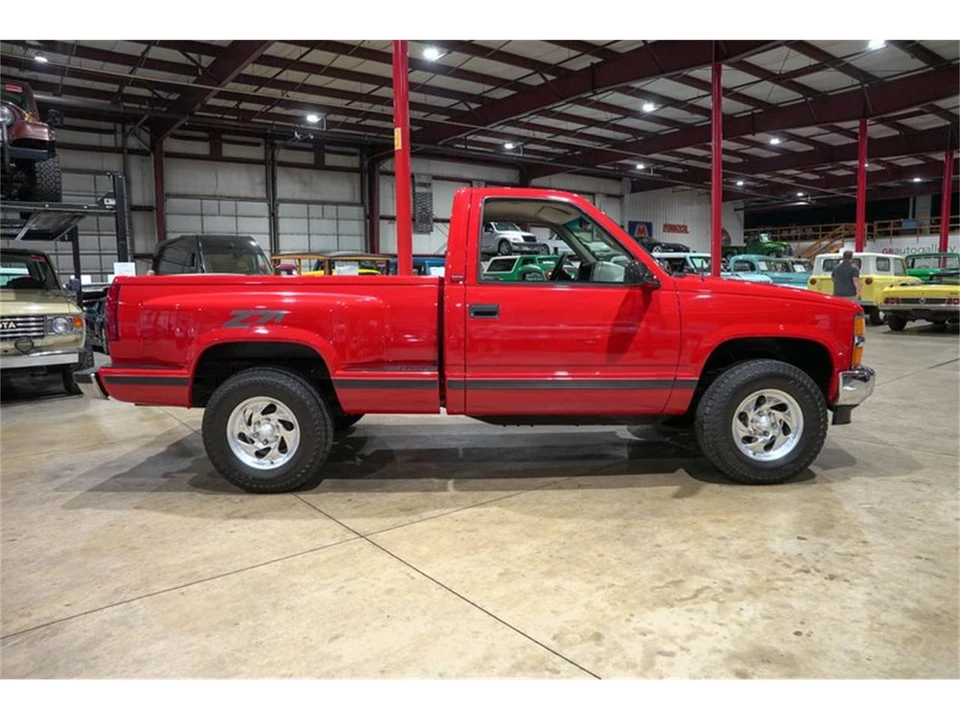 1996 Chevrolet C/K 4th Gen - Image 10 of 31