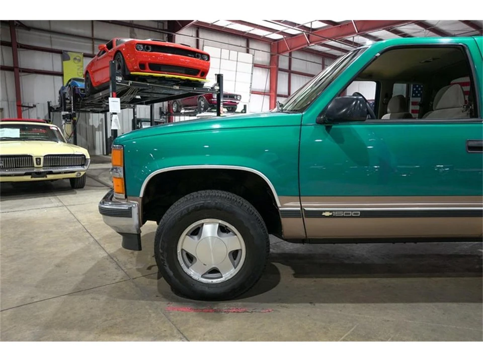1996 Chevrolet C/K 4th Gen - Image 3 of 31