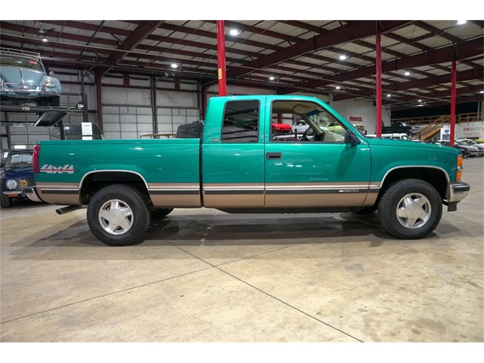 1996 Chevrolet C/K 4th Gen - Image 10 of 31