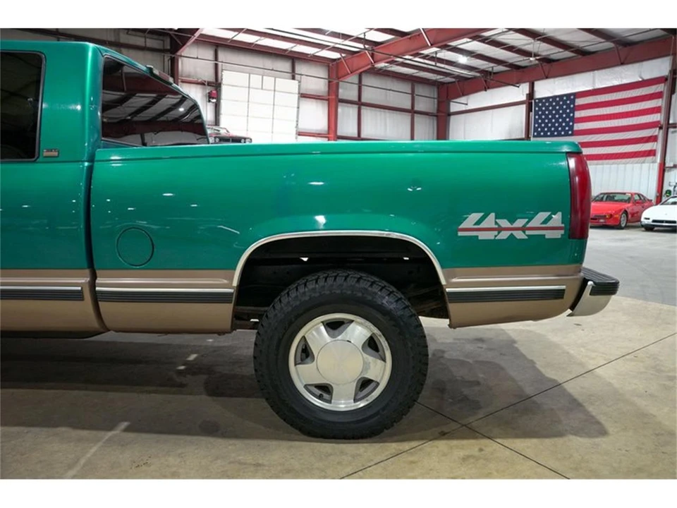 1996 Chevrolet C/K 4th Gen - Image 5 of 31