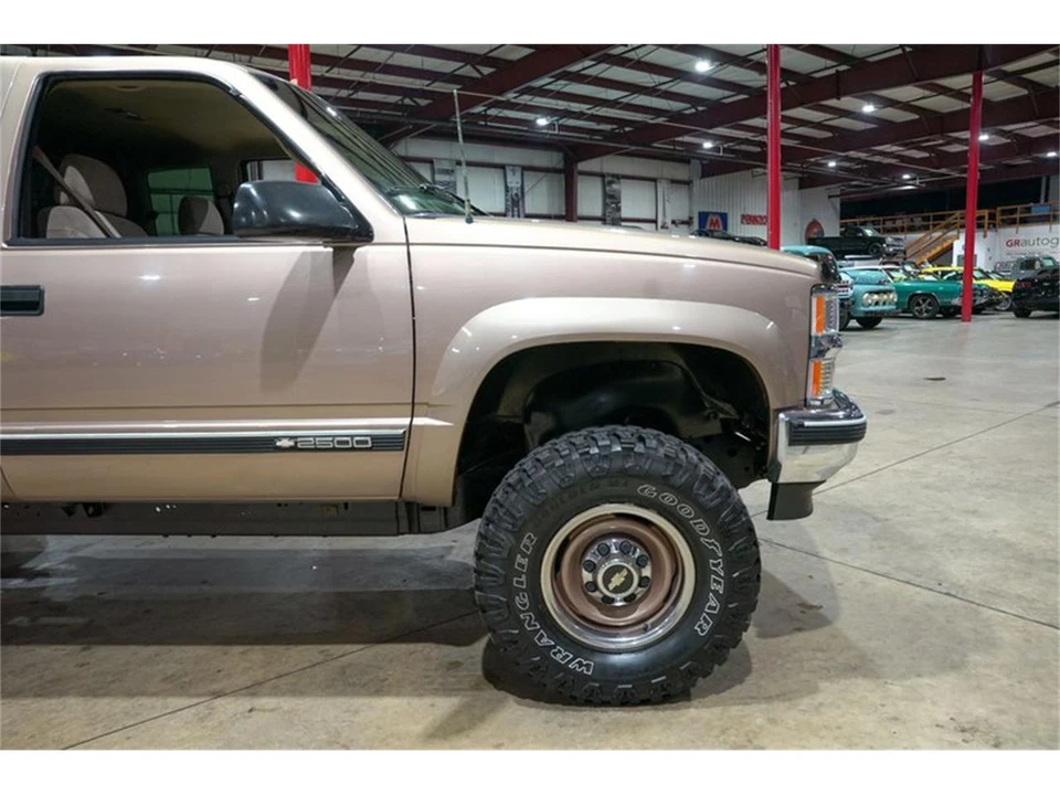 1996 Chevrolet C/K 4th Gen - Image 11 of 31
