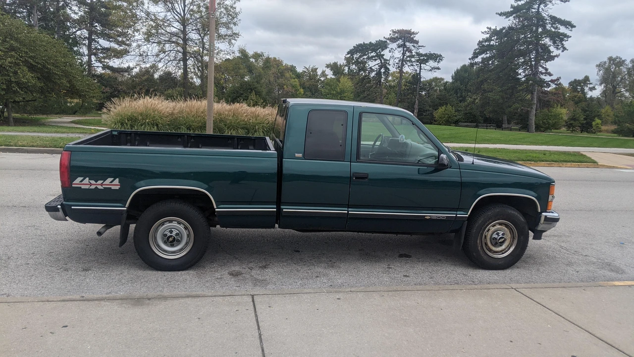 1996 Chevrolet C/K 4th Gen - Image 12 of 31