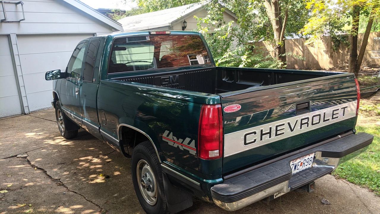 1996 Chevrolet C/K 4th Gen - Image 8 of 31