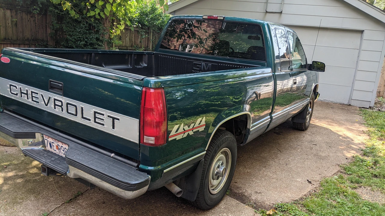 1996 Chevrolet C/K 4th Gen - Image 10 of 31