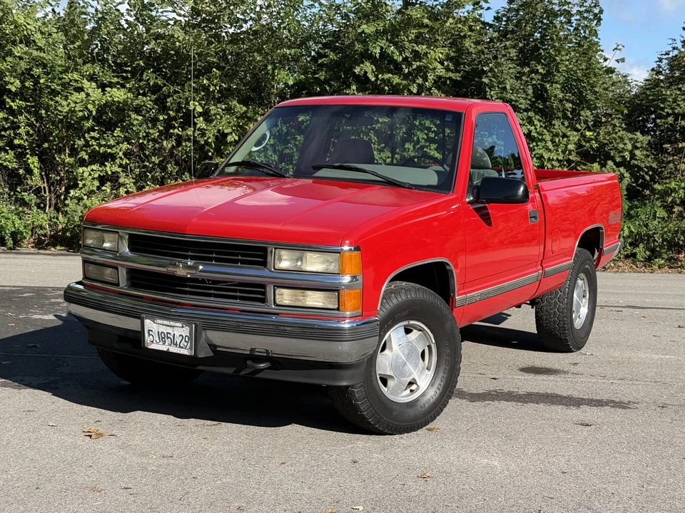 1996 Chevrolet C/K 4th Gen - Image 2 of 31