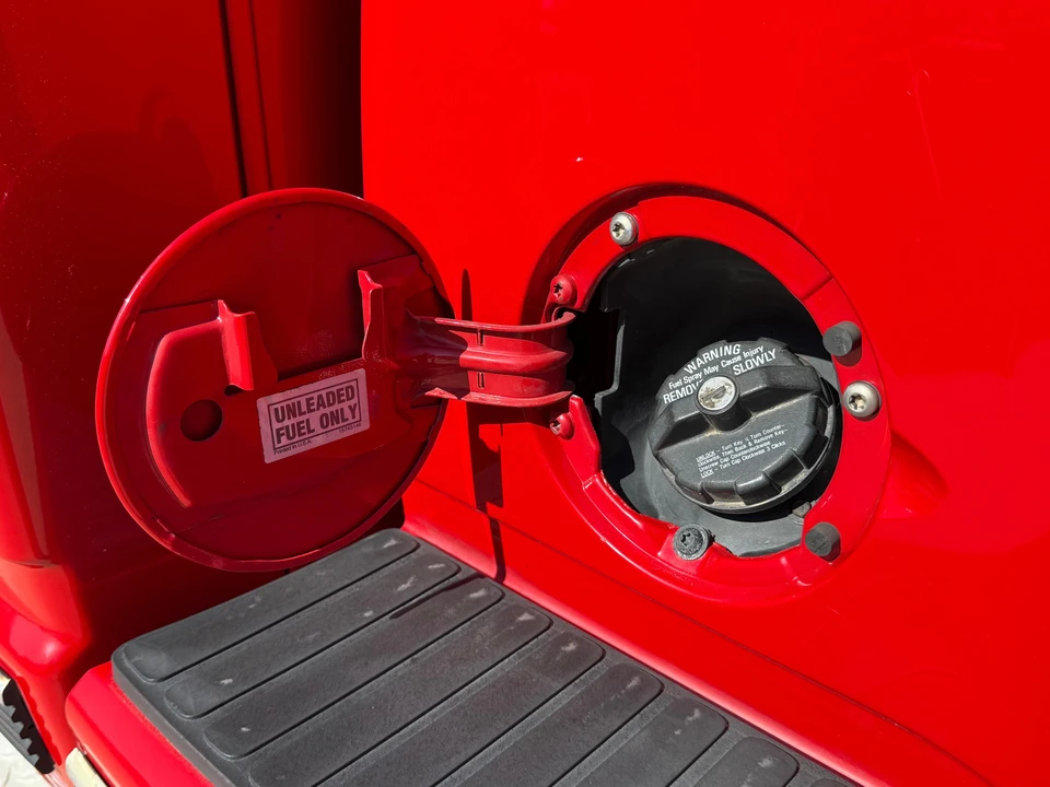 1996 Chevrolet C/K 4th Gen - Image 27 of 31