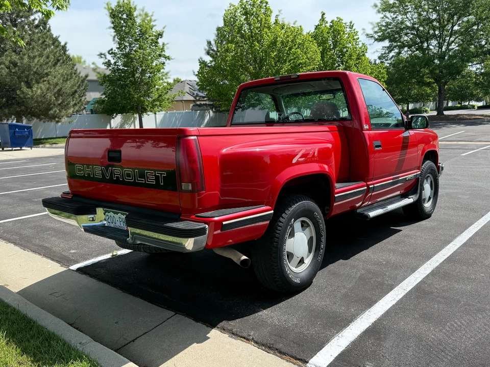 1996 Chevrolet C/K 4th Gen - Image 9 of 31
