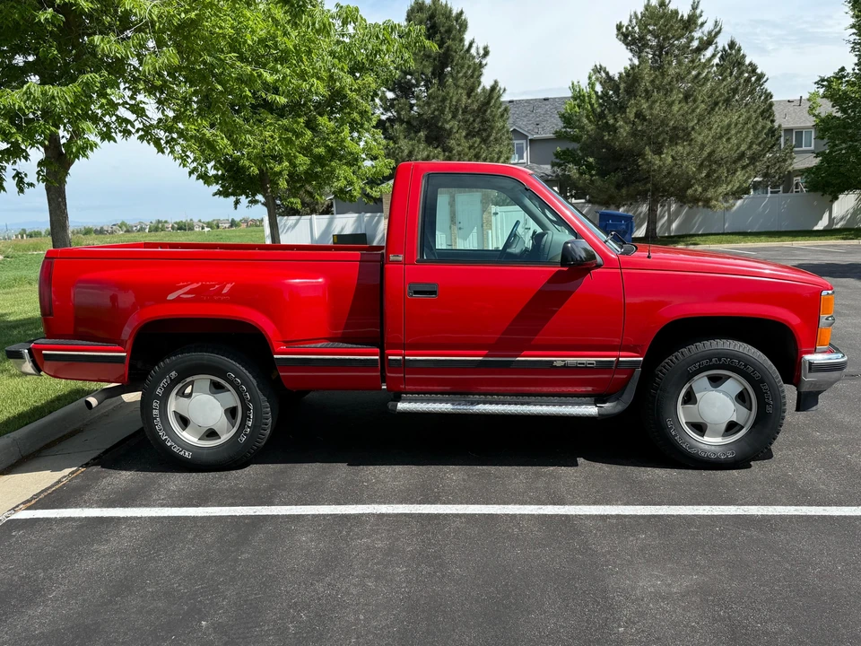 1996 Chevrolet C/K 4th Gen - Image 11 of 31