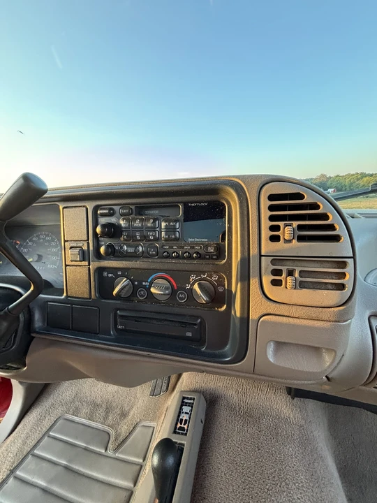 1996 Chevrolet C/K 4th Gen - Image 24 of 31