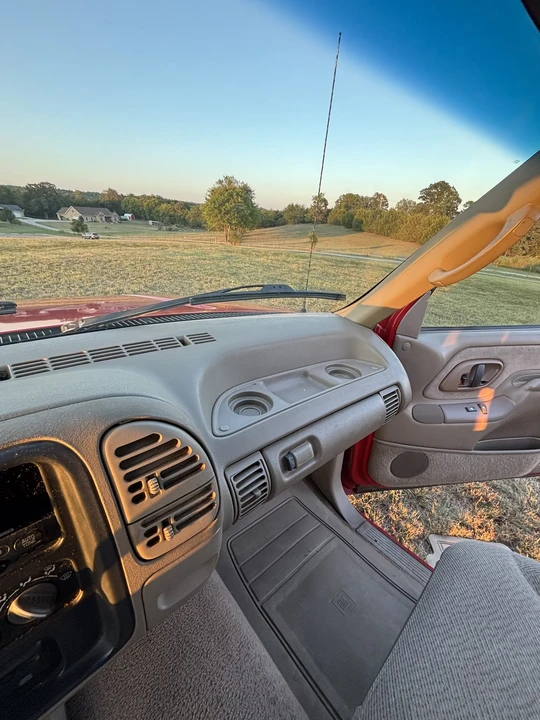 1996 Chevrolet C/K 4th Gen - Image 22 of 31