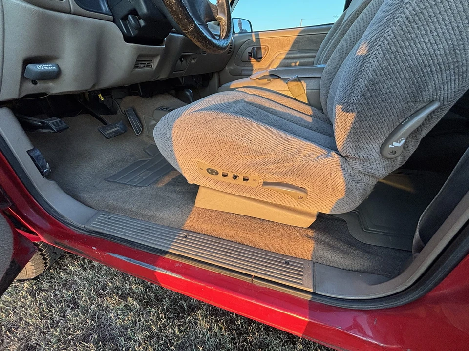 1996 Chevrolet C/K 4th Gen - Image 17 of 31