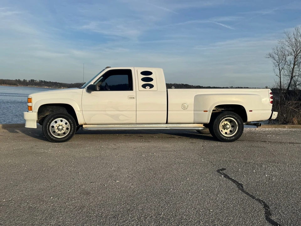 1996 Chevrolet C/K 4th Gen - Image 19 of 31
