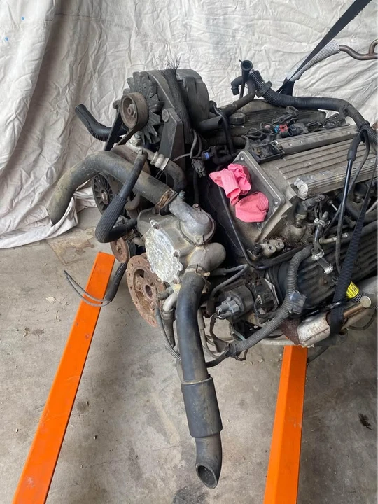 1996 Parts & Memorabilia Engines - Image 2 of 9