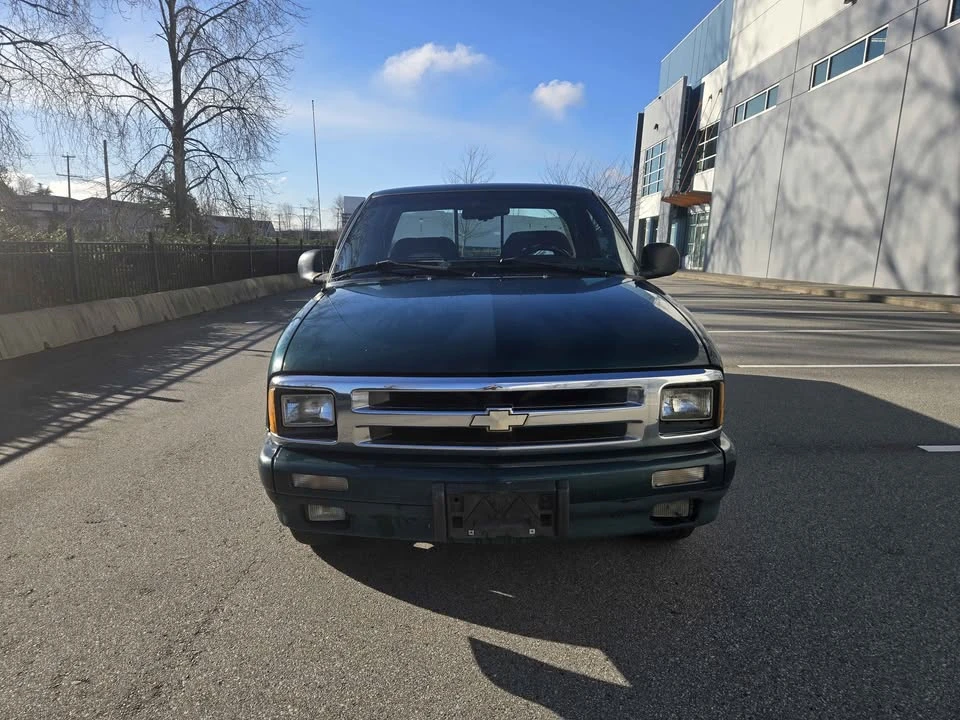 1996 Chevrolet S-10 - Image 2 of 13
