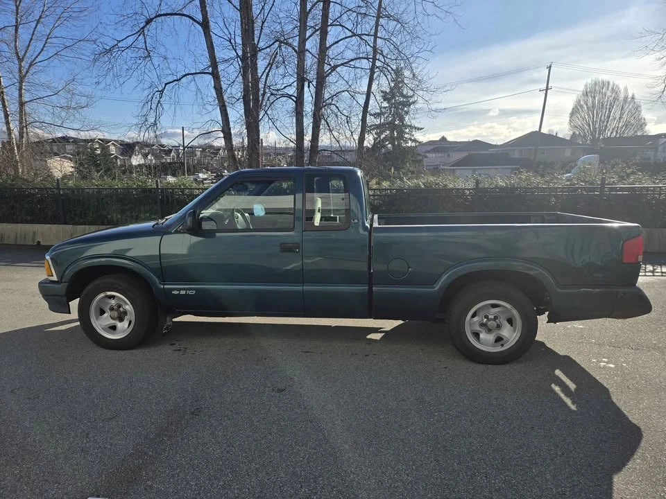 1996 Chevrolet S-10 - Image 8 of 13