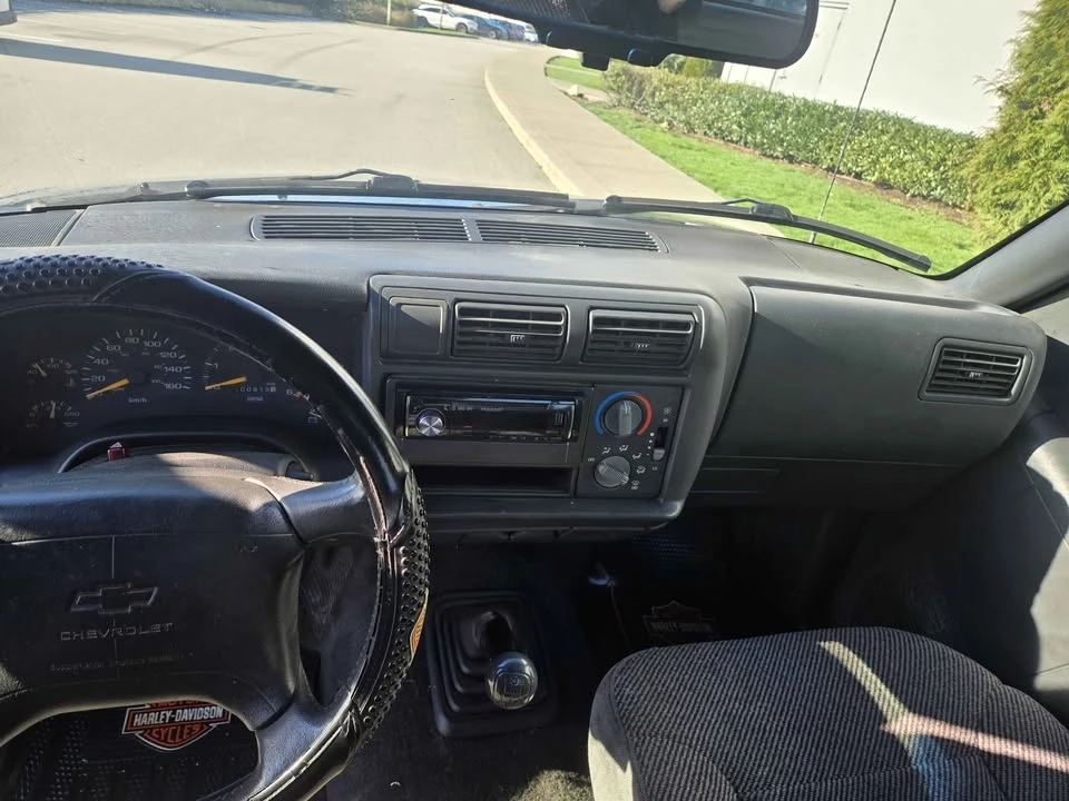 1996 Chevrolet S-10 - Image 12 of 13
