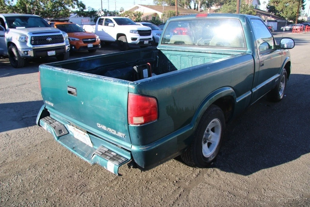 1996 Chevrolet S-10 Blazer 2nd Gen - Image 6 of 21