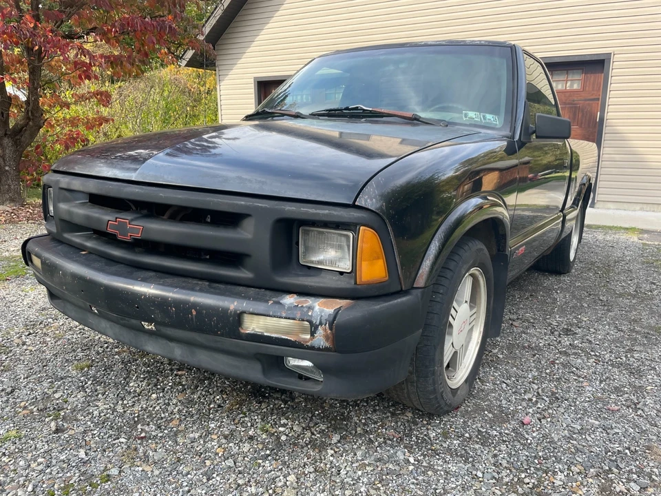 1996 Chevrolet S-10 - Image 4 of 21