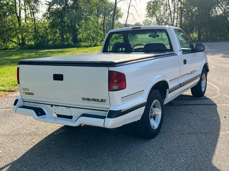 1996 Chevrolet S-10 Blazer 2nd Gen - Image 8 of 31
