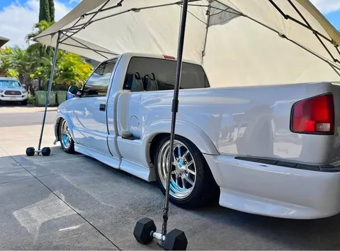 1996 Chevrolet S-10 LS Pickup 2D 6 ft