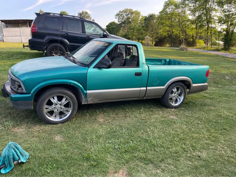 1996 Chevrolet S-10 - Image 5 of 6