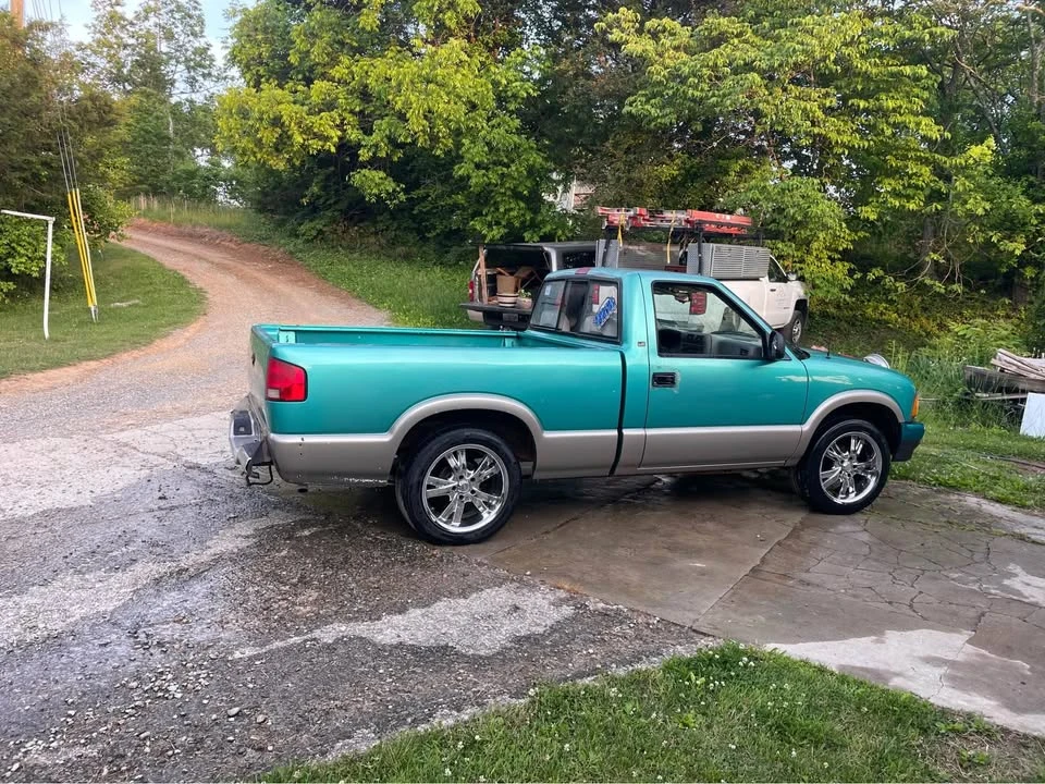 1996 Chevrolet S-10 - Image 4 of 6