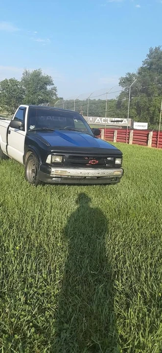 1996 Chevrolet S-10 - Image 3 of 3