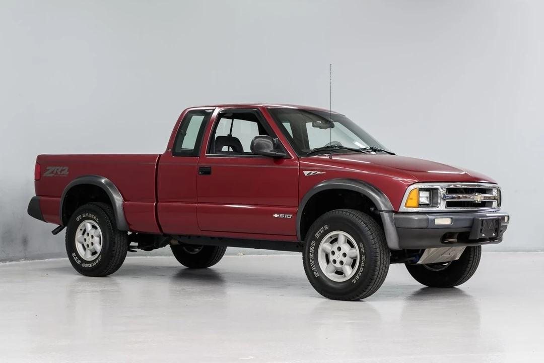 1996 Chevrolet S-10 - Image 9 of 12