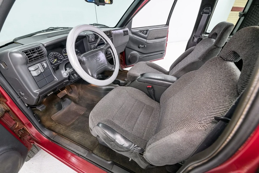 1996 Chevrolet S-10 - Image 12 of 12