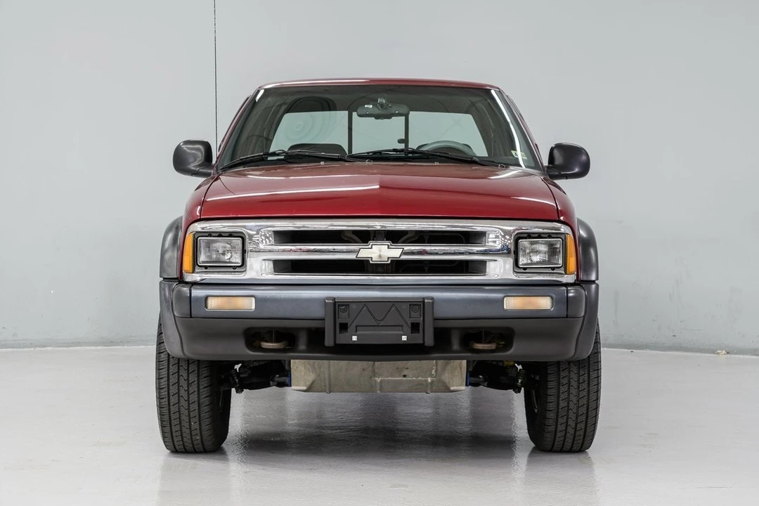1996 Chevrolet S-10 - Image 5 of 12