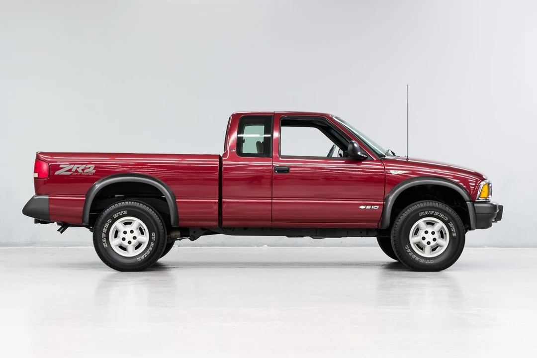 1996 Chevrolet S-10 - Image 8 of 12