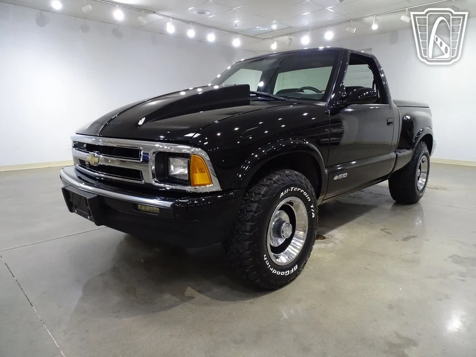 1996 Chevrolet S-10 - Image 4 of 12