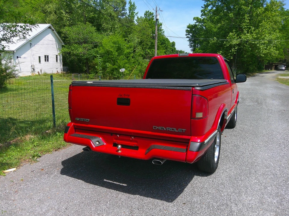 1996 Chevrolet S-10 - Image 6 of 17