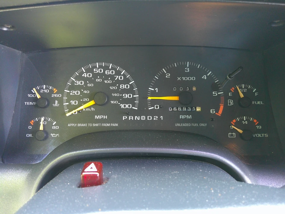 1996 Chevrolet S-10 - Image 9 of 17