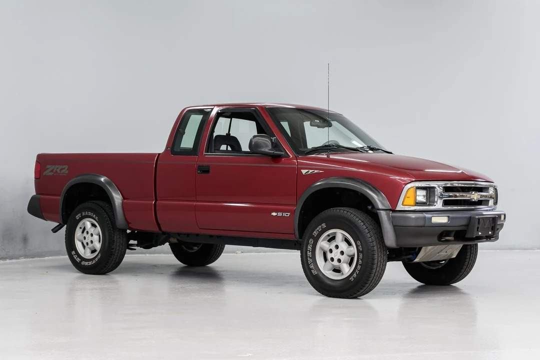 1996 Chevrolet S-10 - Image 9 of 12