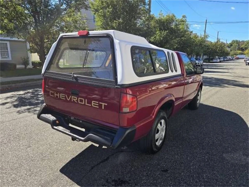 1996 Chevrolet S-10 - Image 6 of 8