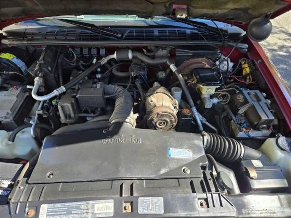 1996 Chevrolet S-10 - Image 3 of 8