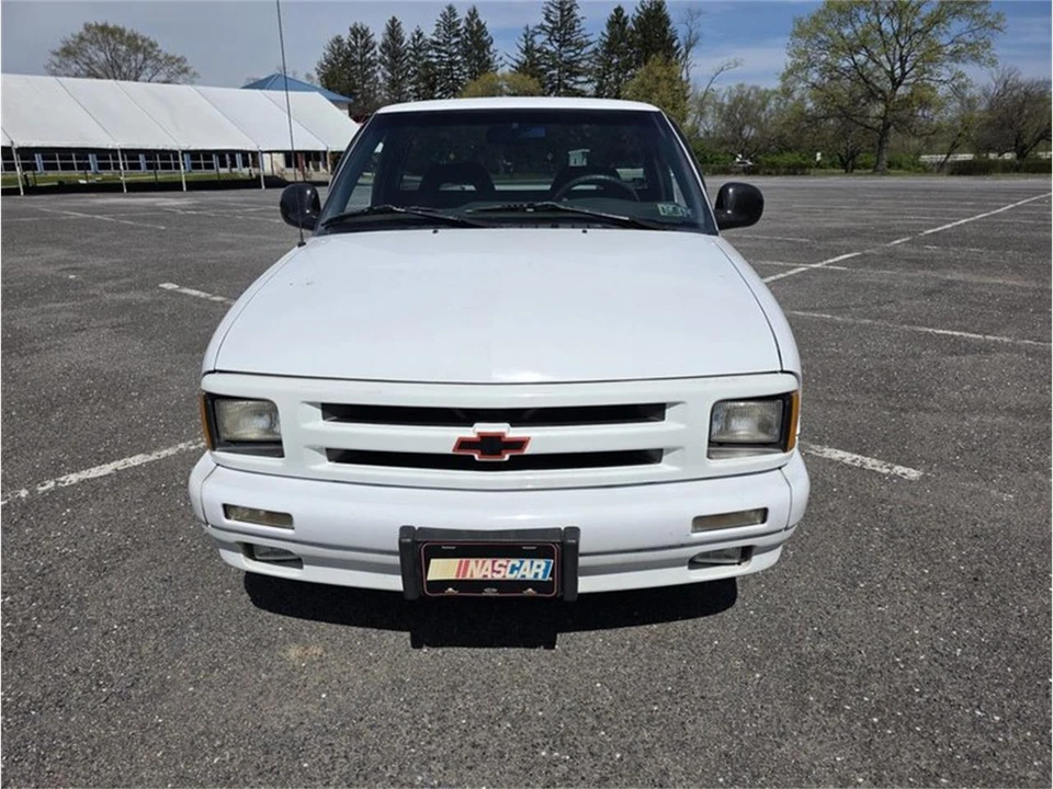 1996 Chevrolet S-10 - Image 7 of 28